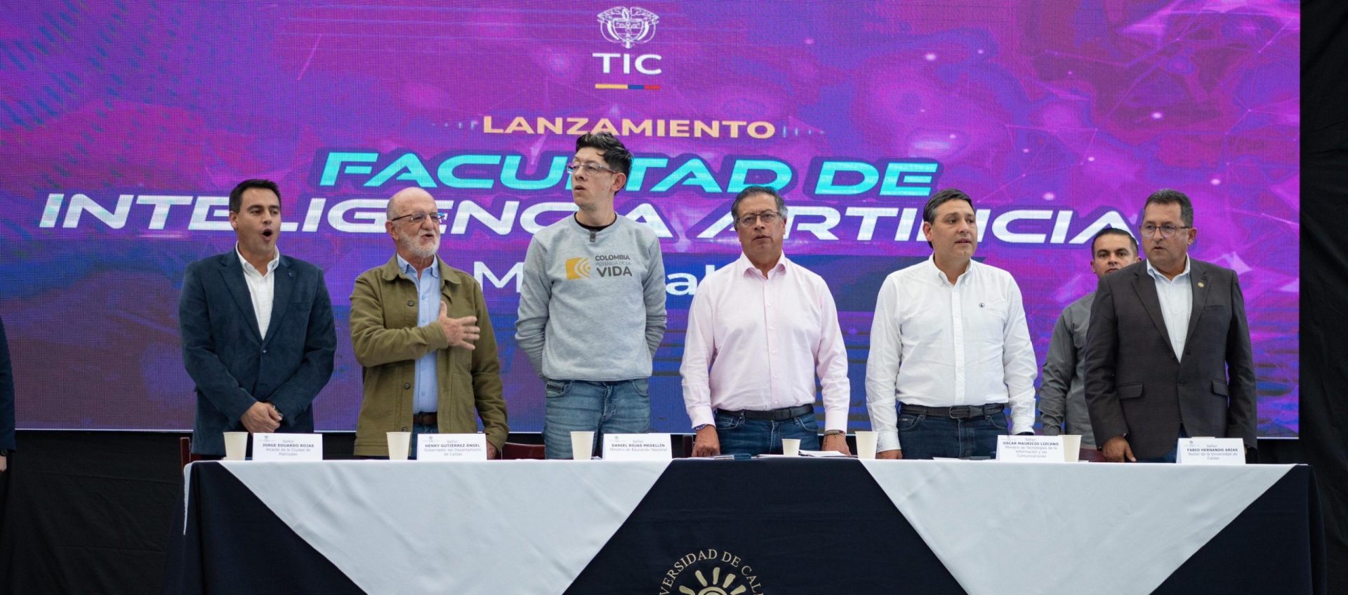 En este momento estás viendo Presidente Gustavo Petro lanzo primera facultad de Inteligencia Artificial de América Latina en Manizales