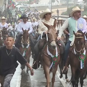 BUEN COMPORTAMIENTO DE LOS CABALLISTAS EN LA CABALGATA DELA FERIA