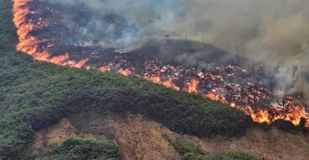 En este momento estás viendo ¡LA UNIDAD DE GESTION DEL RIESGO HACE UN LLAMADO A LA PREVENCION DE INCENDIOS FORESTALES EN MANIZALES!