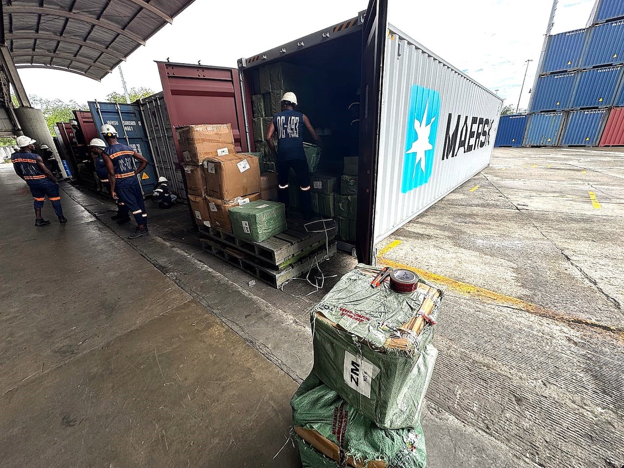 En este momento estás viendo ¡MEDIO AMBIENTE Y DIAN FIJAN REGLAS PARA LA IMPORTACION DE PLÀSTICO DE UN SOLO USO EN COLOMBIA ¡